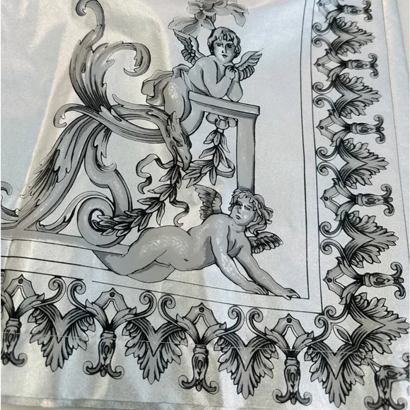 Versace Baroque Silver Silk Shorts - Picture 3 of 11